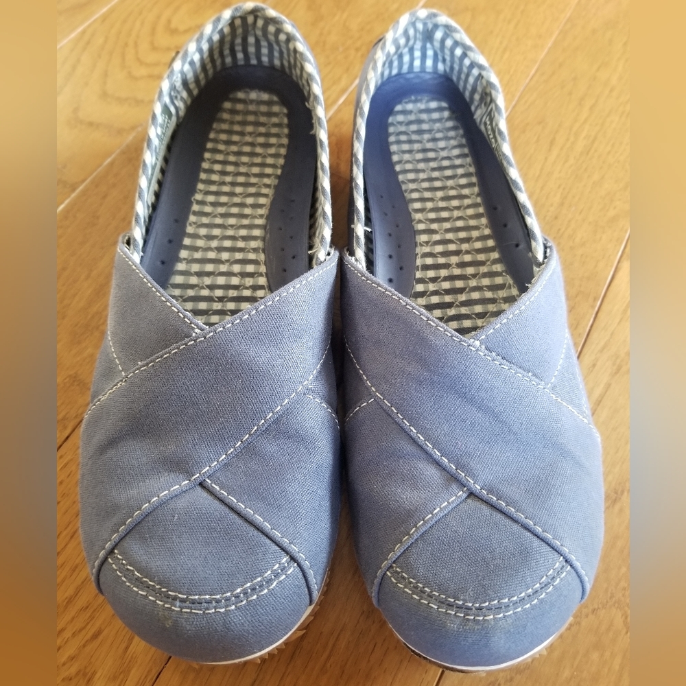 MOZO Slip On Shoes